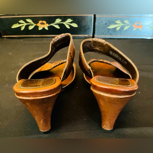 Size 6.5B Cole Haan Brown Leather Wedge Huarache Slide Sandals Great Condition! - Picture 5 of 5